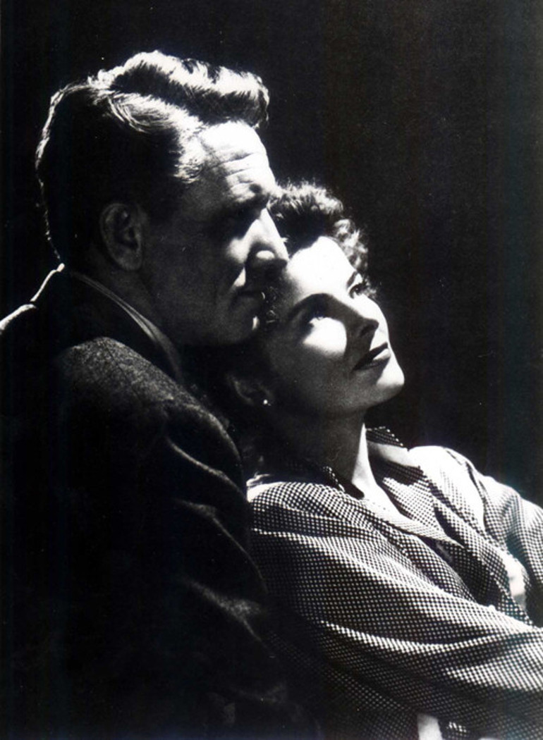 Nasıl büyük bir aşktı Öldü, ama ben hâlâ onunla evliyim: Bana öyle güzel kur yaptı ki