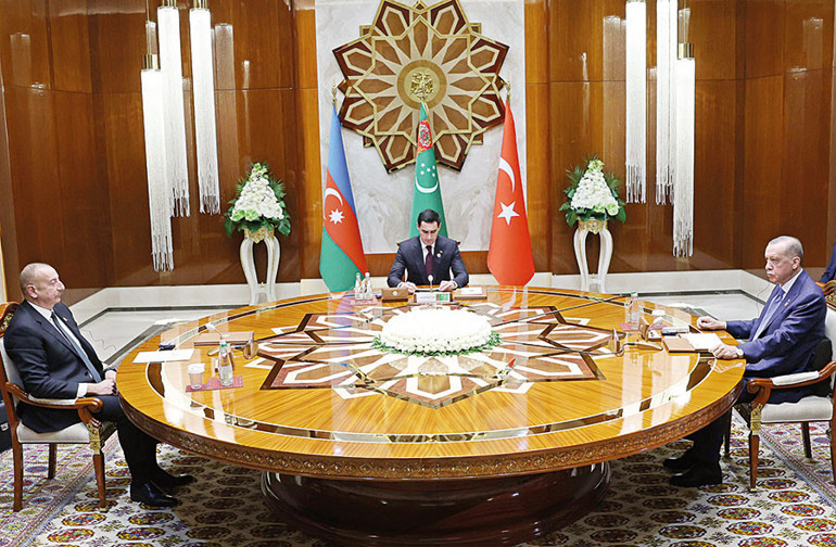 Erdoğan’dan Türkmenistan dönüşü mesajlar: Suriye-Türkiye-Rusya olarak üç lider bir araya gelebiliriz