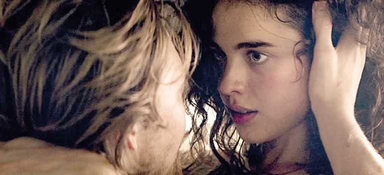 Sığ  ‘sular’da geziniyor