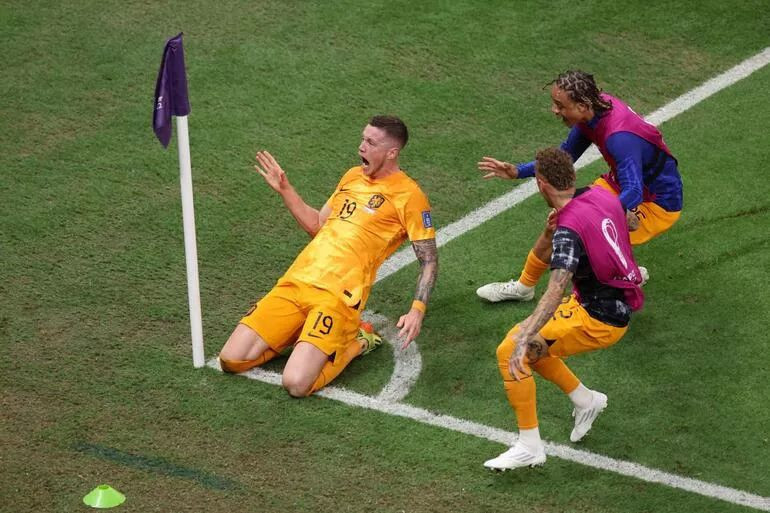 Beşiktaşta Weghorst tehlikesi Burnley geri istiyor iddiaları sonrası Kompany ve Beşiktaştan açıklamalar...