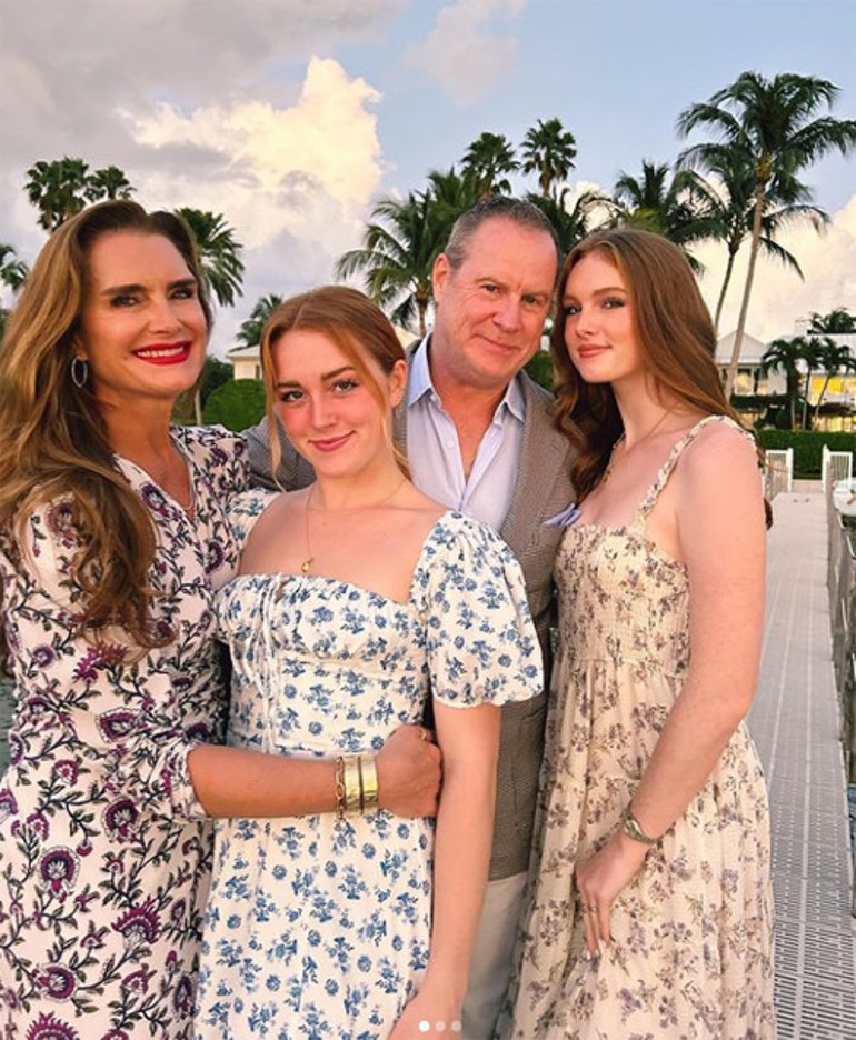 Bir kaza olmasın diye saçımı göğüslerime bantladılar