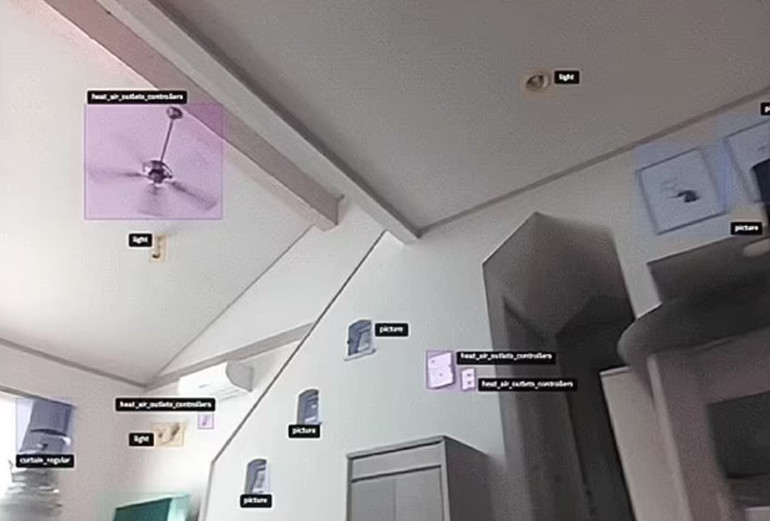 Robot süpürgenin çektiği mahrem görüntüler Facebooka düştü Büyük skandal infiale neden oldu...