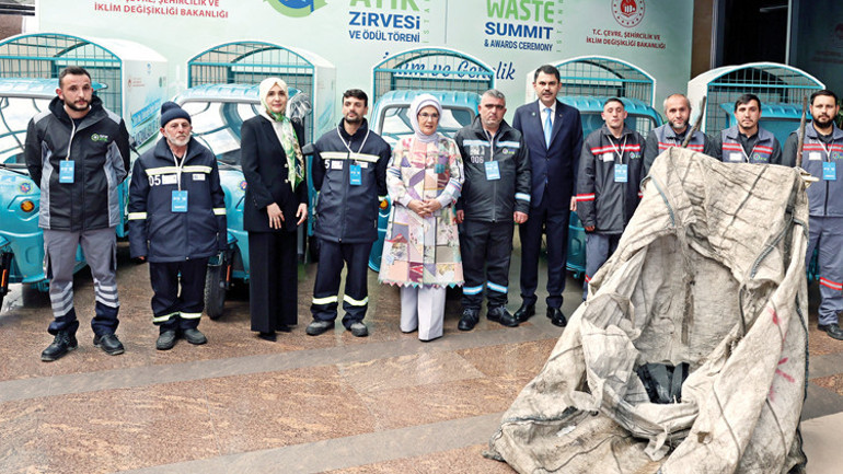 ‘Tohumdan çınar’a Sıfır Atık hareketi... İklim elçilerine ödül verildi