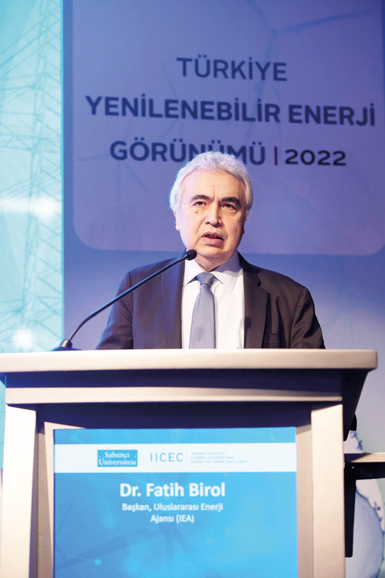 Enerji sektörü IICEC konferansında dünya enerji krizini değerlendirdi: ‘Dünya bu yılı arayacak’