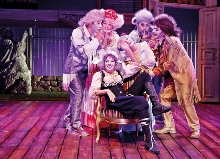 Tiyatroda 2022nin öne çıkanları: Ağırlık tek kişilik yapımlardaydı