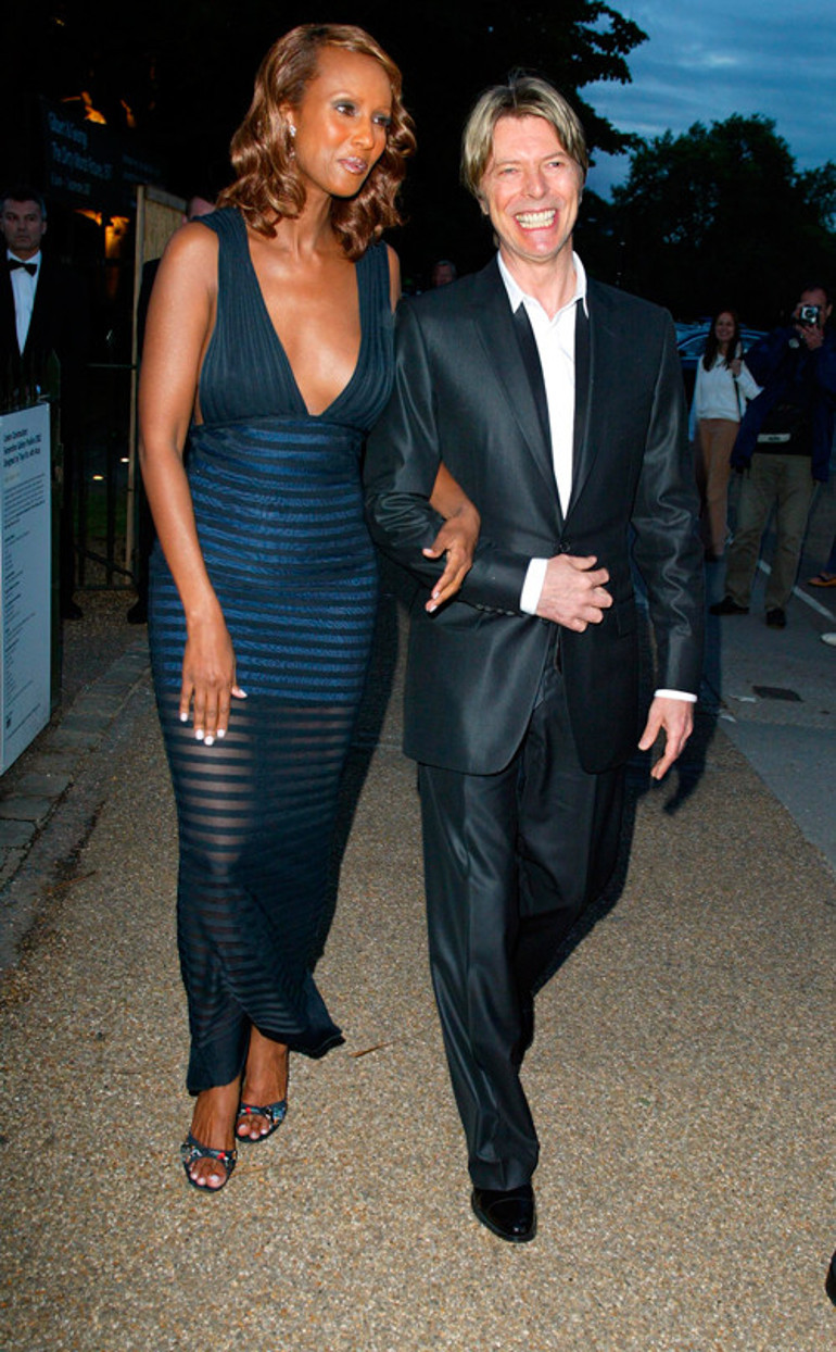 Tüp bebek tuttu 48 yaşında ikiz annesi oluyor