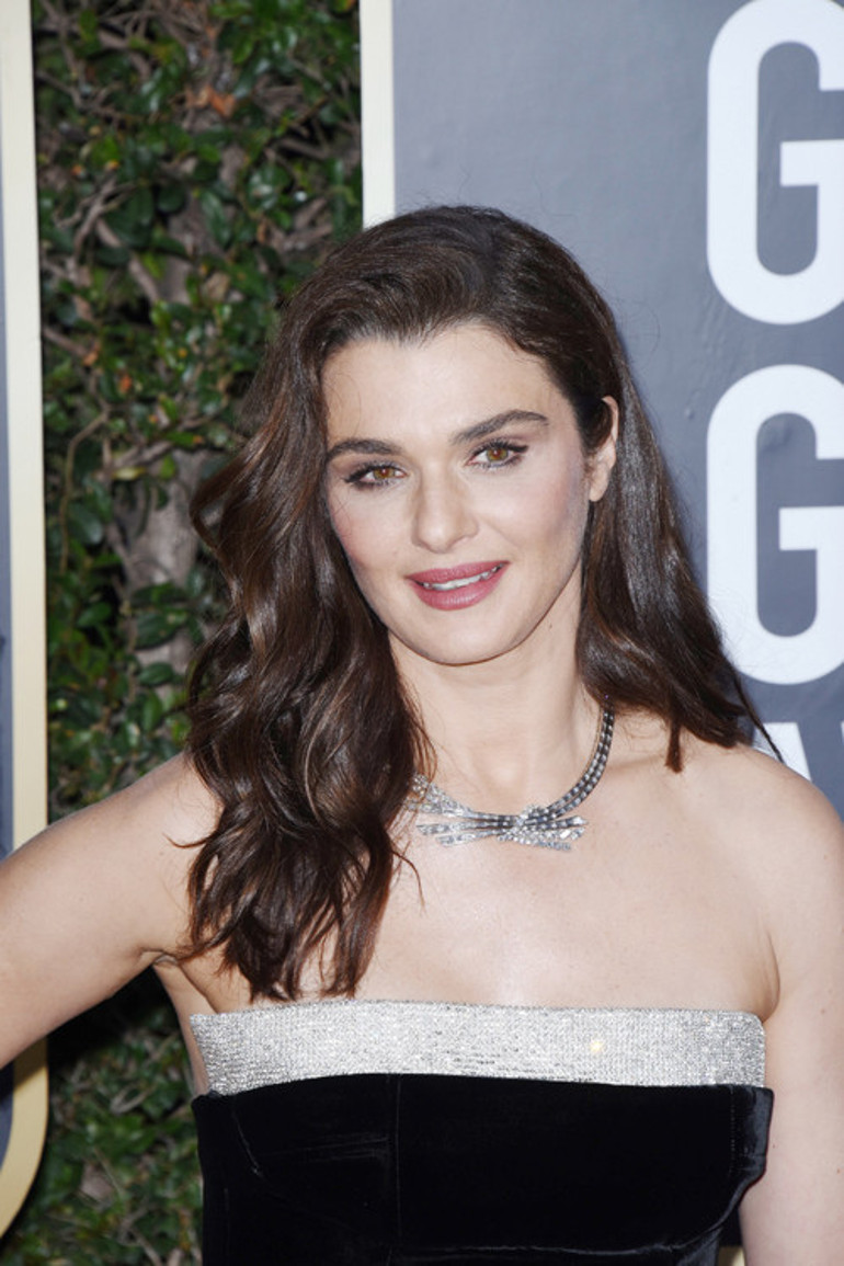 Tüp bebek tuttu 48 yaşında ikiz annesi oluyor