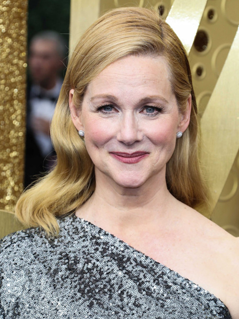 Tüp bebek tuttu 48 yaşında ikiz annesi oluyor