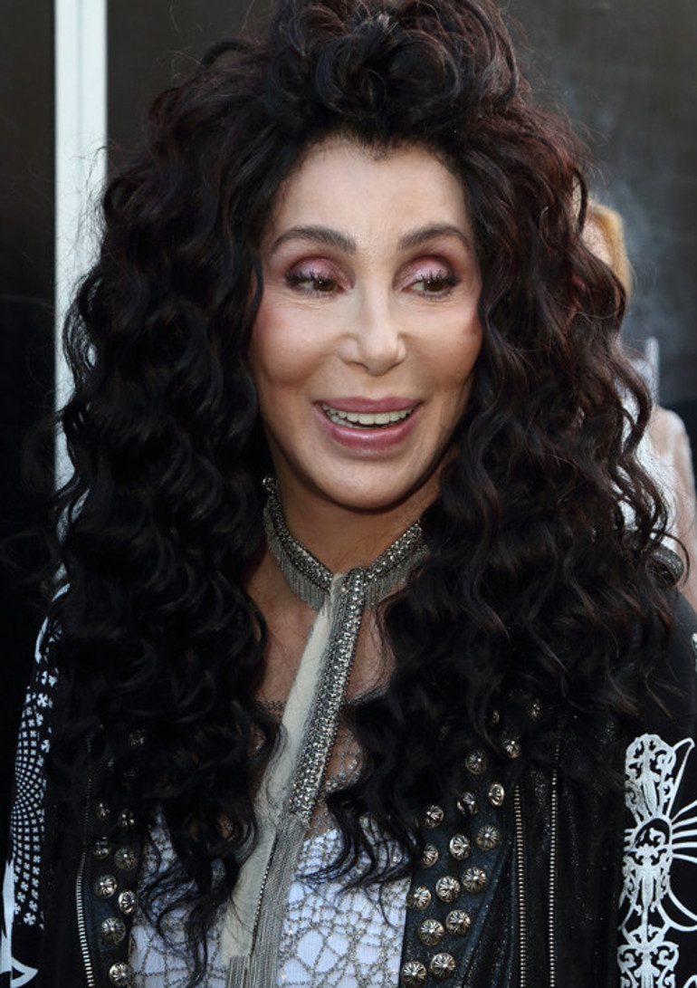 Ergen gibi öpüştüğü sevgilisinden pırıl pırıl elmaslar geldi: Keşke annem de görebilseydi