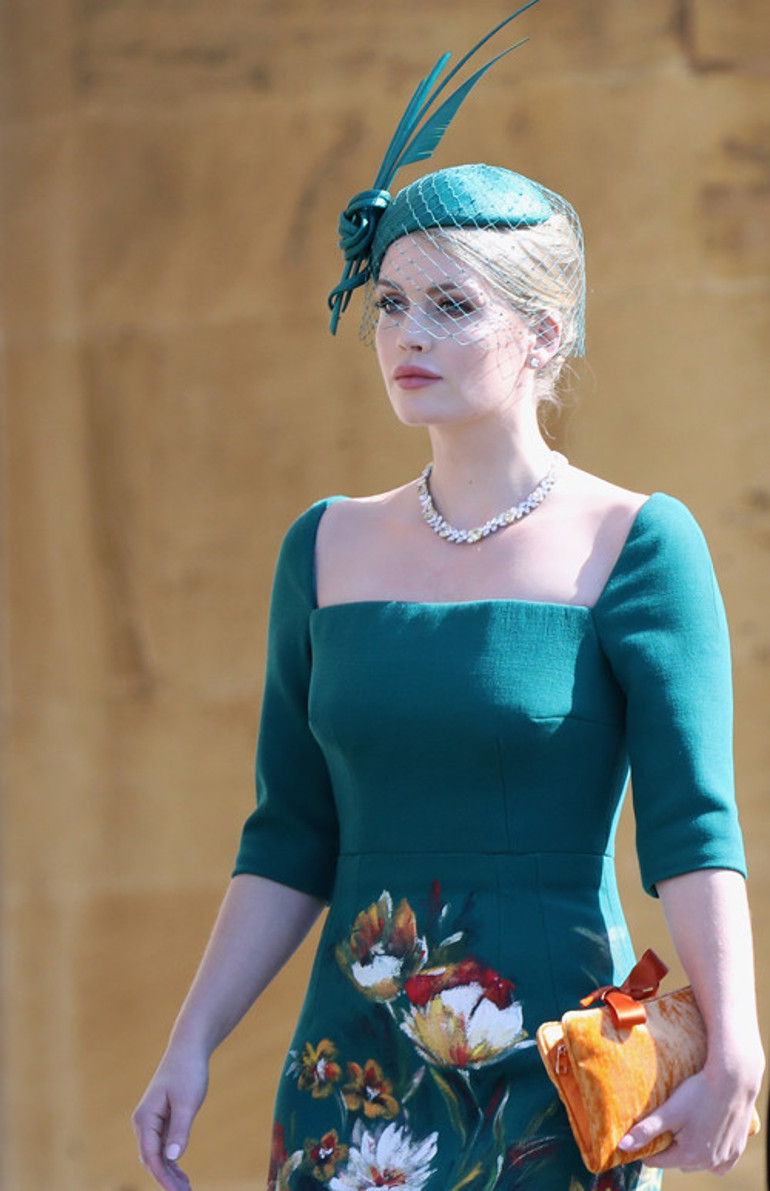 Babasından daha yaşlı bir adamla evlenmişti: O uğursuz mücevhere elini bile sürmedi