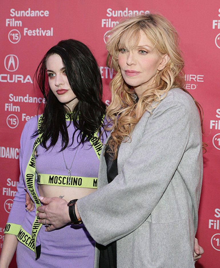 Kurt Cobainin eşi Courtney Lovedan şok suçlama: Brad Pitt beni Dövüş Kulübü filminden kovdurdu