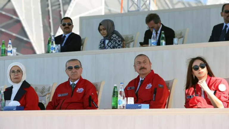 Son dakika... 2022 yılı böyle geçti: Cumhurbaşkanı Erdoğandan küresel barış için yoğun diplomasi trafiği