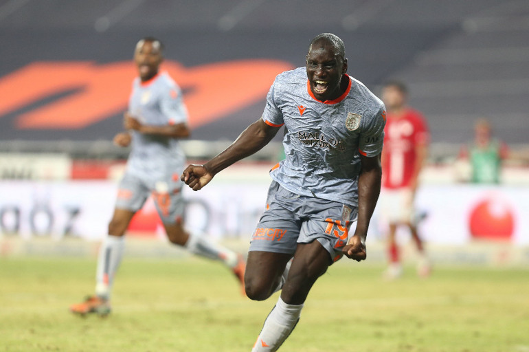 Demba Ba: “Galatasaray’a imza atmayarak Beşiktaş’a olan saygımı göstermek istedim” | Ligde bu pozisyondayken kolay kolay hata yapmazlar
