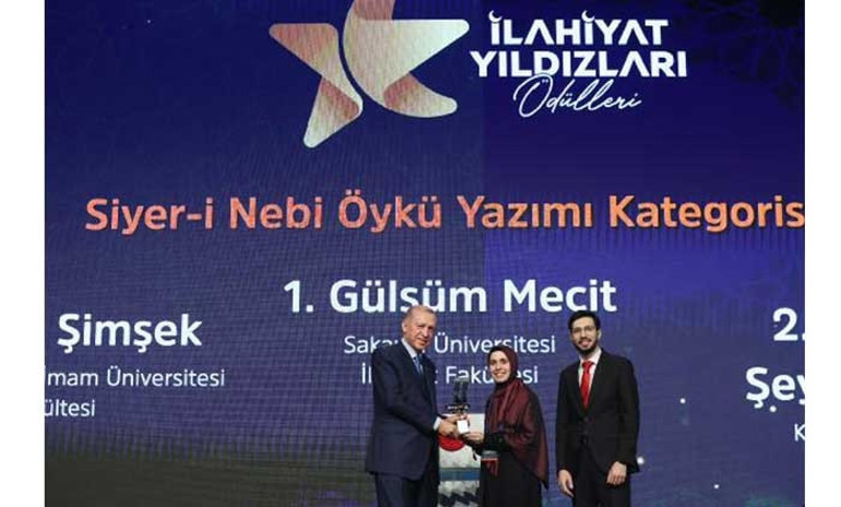 Son dakika: Cumhurbaşkanı Erdoğandan Kılıçdaroğluna başörtüsü çağrısı: Eğer samimiysen gel anayasa değişikliğini yapalım