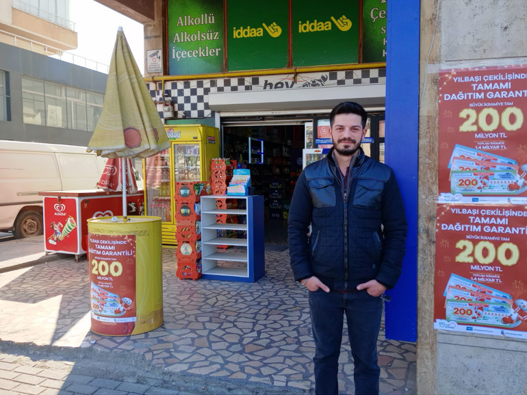 Bursada büyük ikramiye çıkan bileti satan bayi: İnşallah ihtiyacı olana çıkmıştır