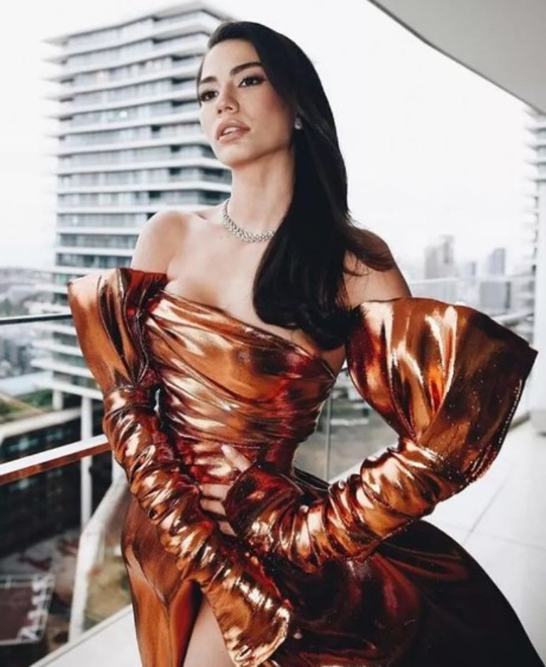 Demet Özdemir: Yorucu bir  hayatım var