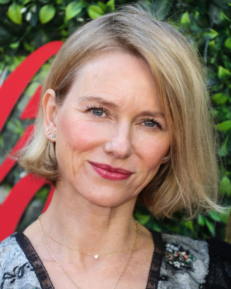 Yüzüm kırış kırış, artık çocuk da doğuramam... Ama hayat bana güzel