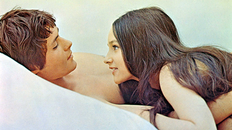 Yıllar sonra gelen taciz davası: Çıplak sahne yok diye kandırdılar...