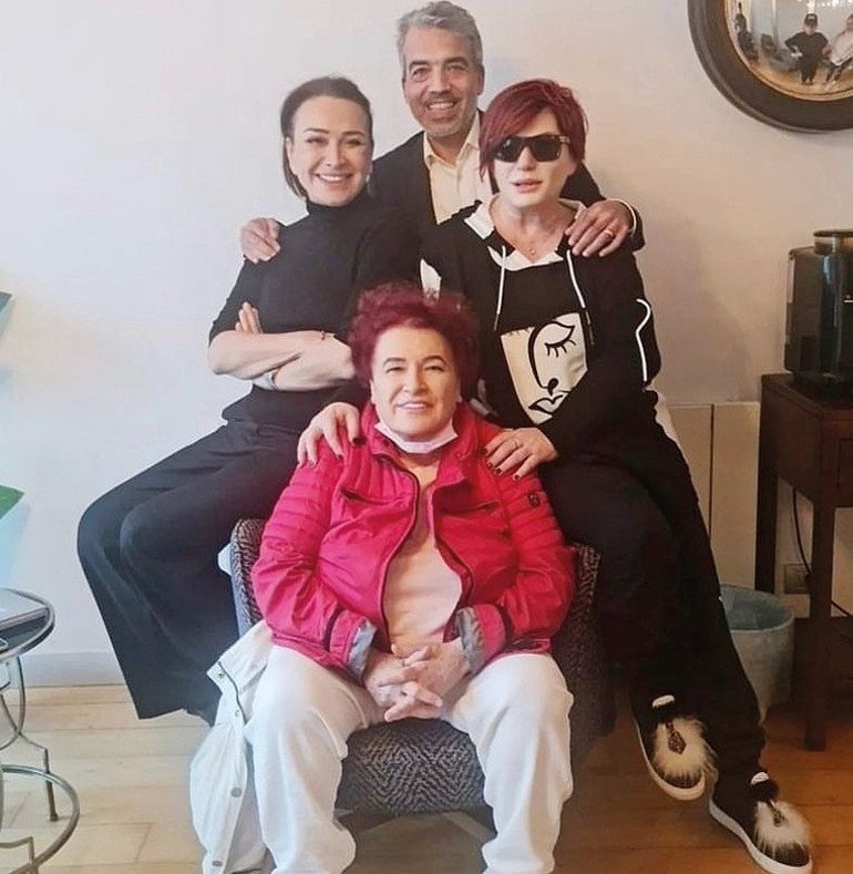 Gençliklerinde bile  bu kadar genç değildiler