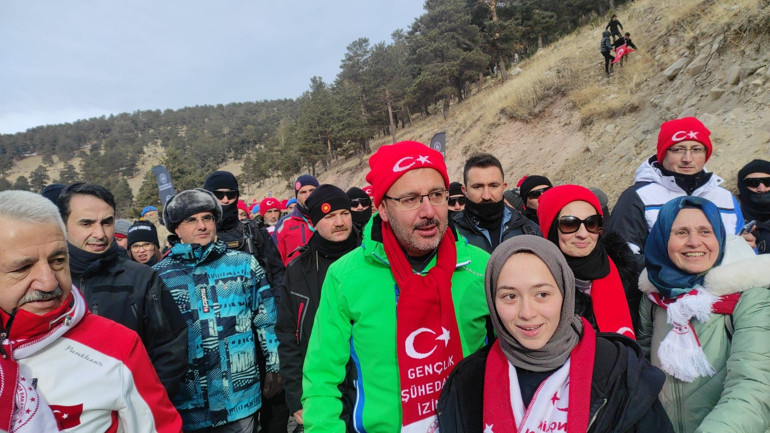Sarıkamış şehitleri, 108inci yılda binlerce kişinin katıldığı yürüyüşle anıldı