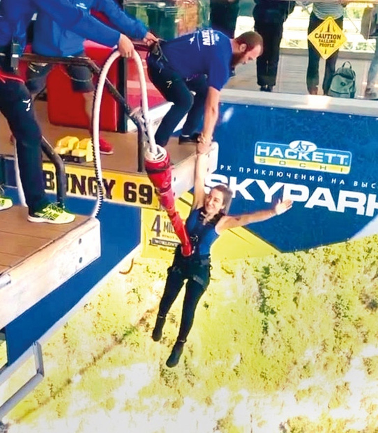 Funda Eryiğit ve Berkun Oya’nın bebeklerinin cinsiyeti belli oldu