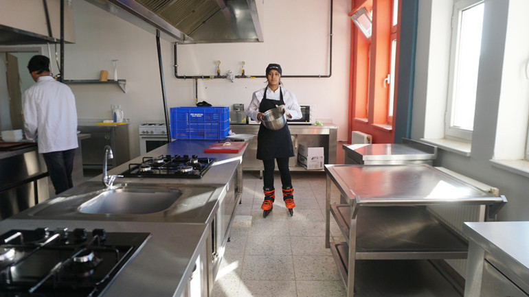Meslek lisesinden patenli garson