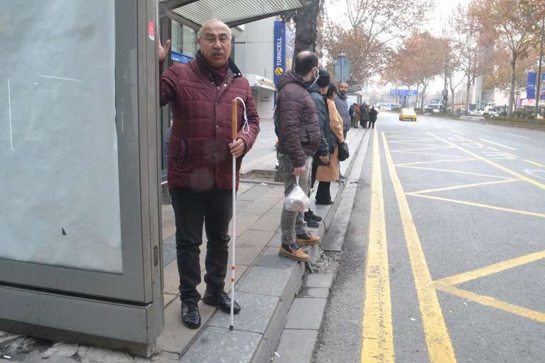 Görme engellilerden ‘Bizi unutmayın’ çağrısı