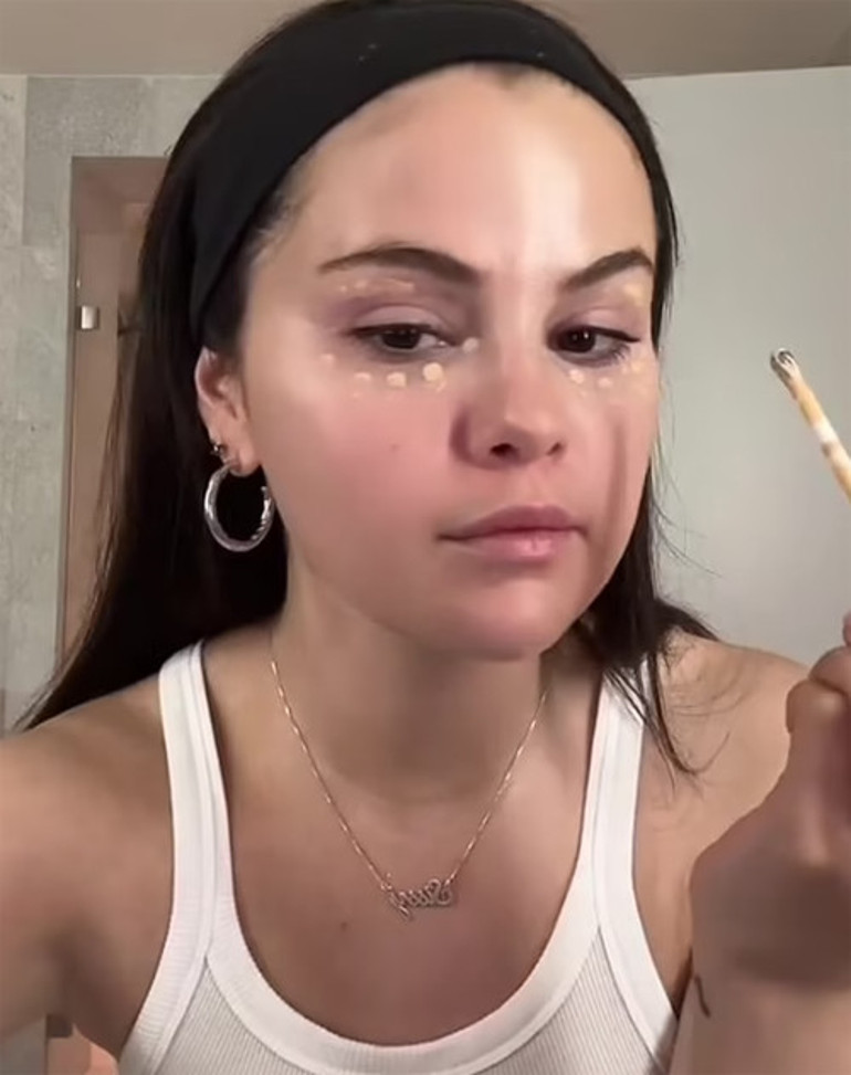 Pembe... Gönlümüz sende Bu tercihiyle gecenin en parlak yıldızı oldu