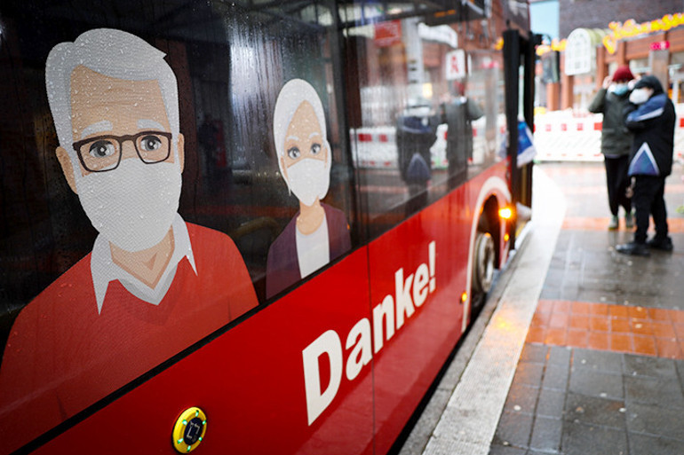 Koronavirüs tedbirleri bir bir kalkıyor