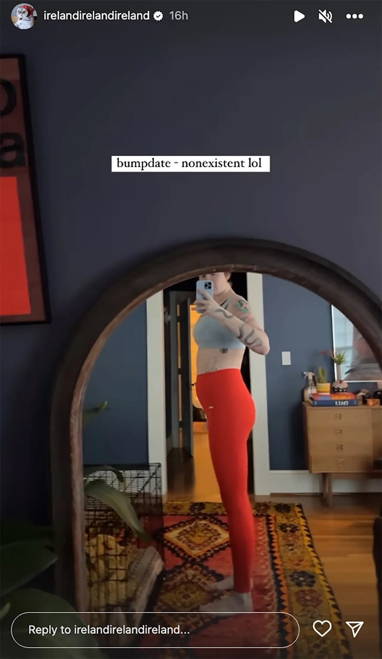 Yılı bebek müjdesiyle kapatmıştı... Instagram paylaşımı herkesi kahkahaya boğdu: Karnım büyümedi, bu bebek içimde kayboldu galiba