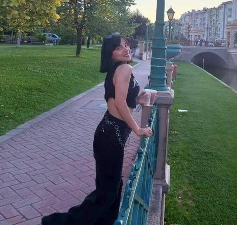 25 yaşındaki Tuğçe evinin önünde öldürülmüştü Annesinin feryadı yürekleri dağladı