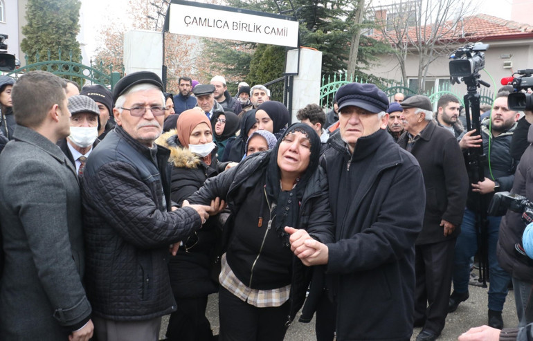 25 yaşındaki Tuğçe evinin önünde öldürülmüştü Annesinin feryadı yürekleri dağladı