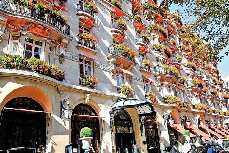Âşıklar şehri Paris’i keşfetmek bir şenliktir