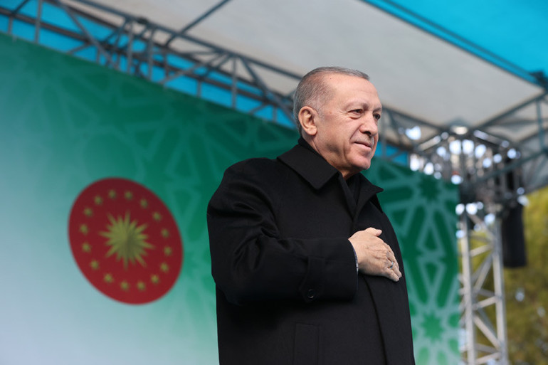 Askerlerle alkış polemiği... Cumhurbaşkanı Erdoğan: Yaşadığımız sevince tahammül edemediler