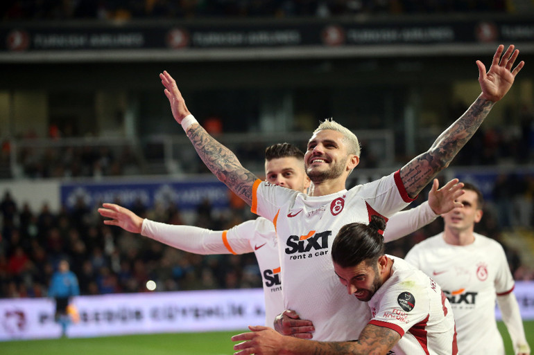 Son dakika: İtalyan basınından Galatasarayın golcüsü Mauro Icardi için transfer iddiası PSG ve Milan...