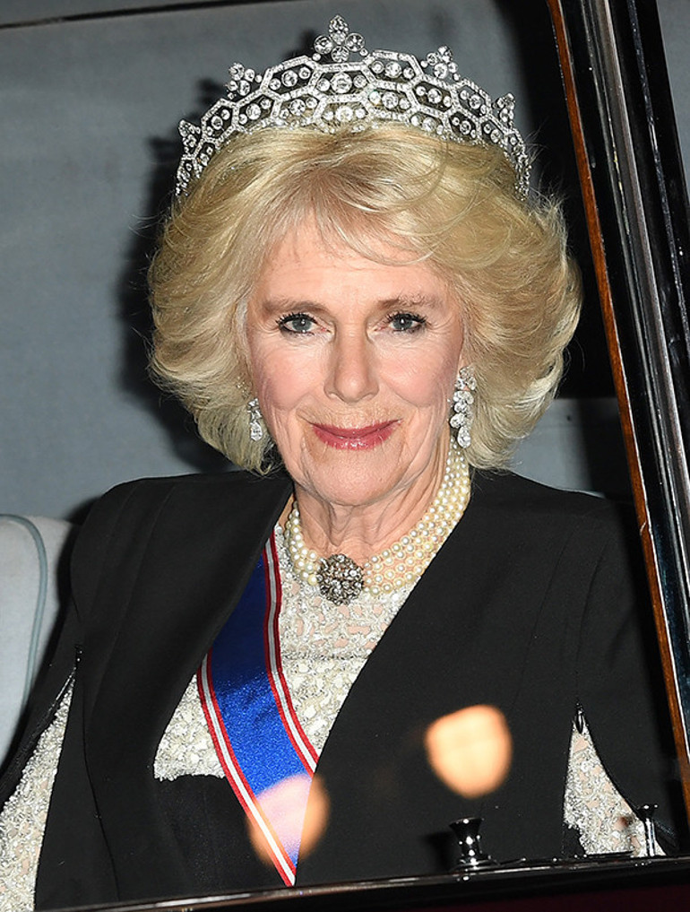 Kraliyet ailesinde gelin - kaynana çekişmesi: Konsort Kraliçe Camilla Kate Middleton’ın ailesine hizmetçi muamelesi yapmış