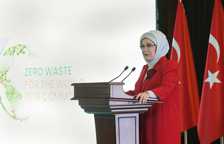 Ortak Evimiz Dünya İçin Sıfır Atık programı... Emine Erdoğan: Savaşın kazananı, adil barışın ise kaybedeni olmaz