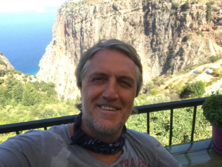 Hakan İşcen, korona sürecini satırlara döktü: Keşke Yaşamak da Bulaşıcı Olsa”