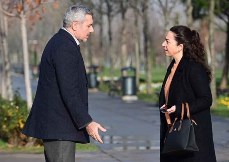 Zeynepin en zor gecesi... Babasının hastalığını ilk kez açıkladı