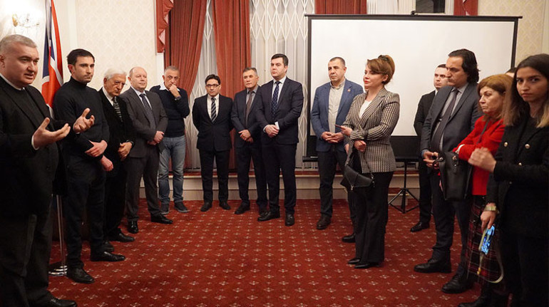 Londra’da ‘20 Ocak Katliamı’ şehitleri anıldı