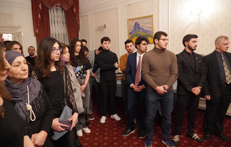 Londra’da ‘20 Ocak Katliamı’ şehitleri anıldı