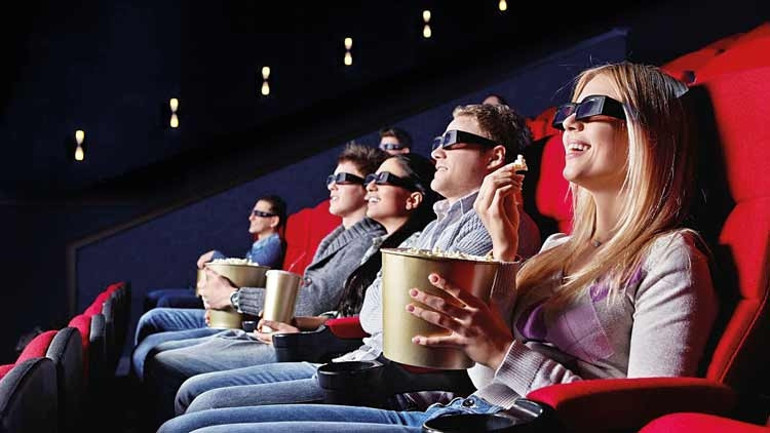 Gazeteler nasıl ölmediyse sinema da ölmedi, ölmez