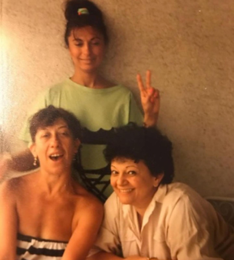 Bu fotoğrafları albümden buldum... Ne çok mazi paylaştık seninle