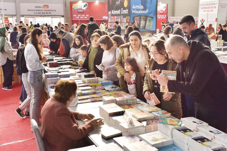 İtalya’nın kızıl çocuğu Bologna