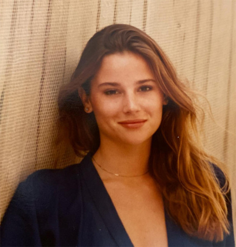 Kocası ona deliler gibi aşık: İstediği kadar değişsin o benim için dünyanın en güzel kadını