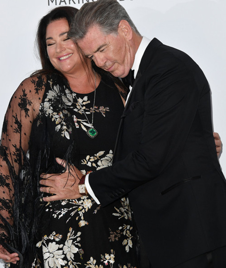 Kocası ona deliler gibi aşık: İstediği kadar değişsin o benim için dünyanın en güzel kadını