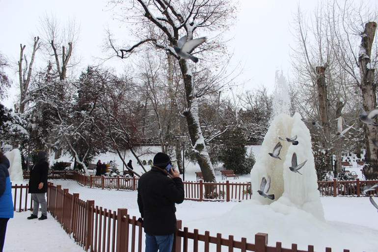 Mevsim aynı manzara farklı