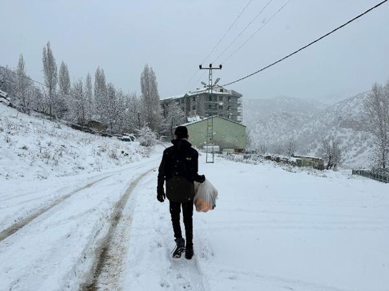 Son dakika... Meteoroloji uyarmıştı, kar yağışı etkili oluyor Türkiye beyaza büründü: İşte kar manzaraları