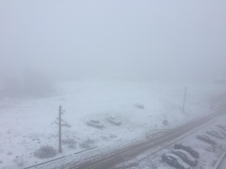 Son dakika... Meteoroloji uyarmıştı, kar yağışı etkili oluyor Türkiye beyaza büründü: İşte kar manzaraları