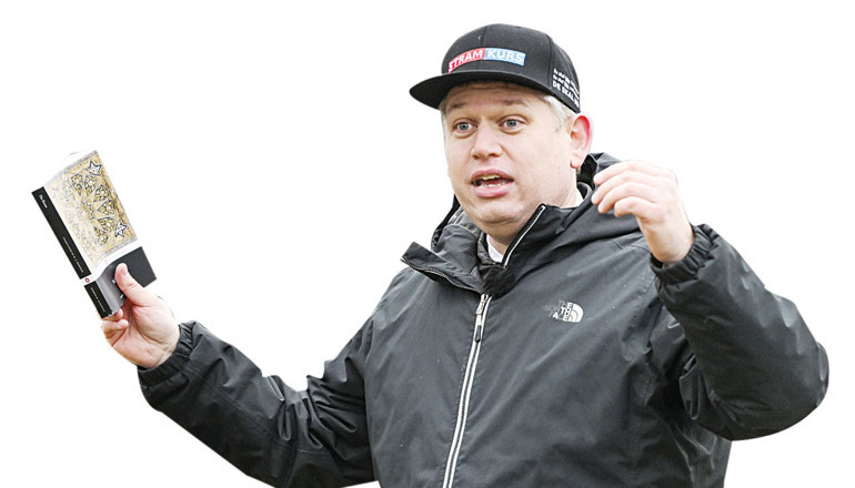 Yobazlığın kalıntısı... Kitap yakmak